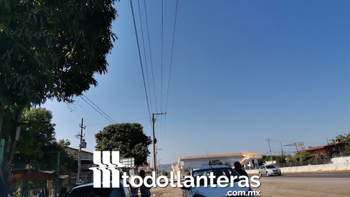 Llantera Colima KM 42