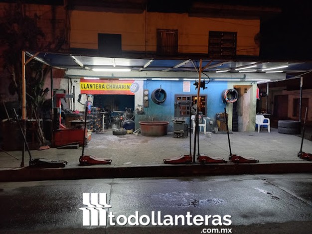 Llanteras y Gruas Chavarin 24hrs