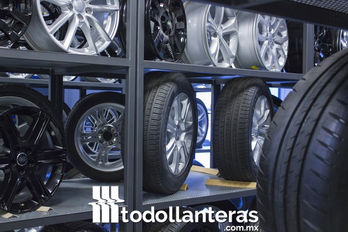 Molina Tires