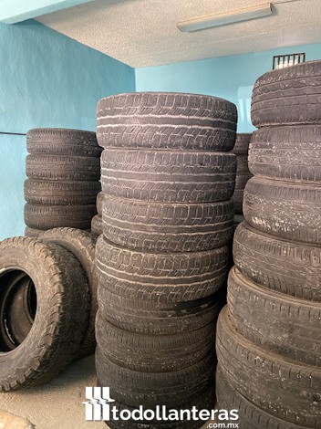 Llantera KM40 tire shop