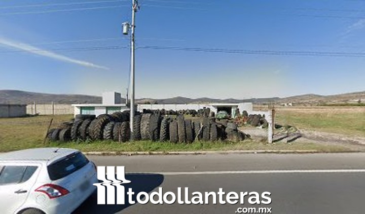 Compra y venta de llantas para maquinaria pesada