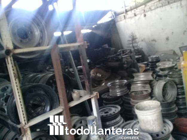 Llantera Castañeda