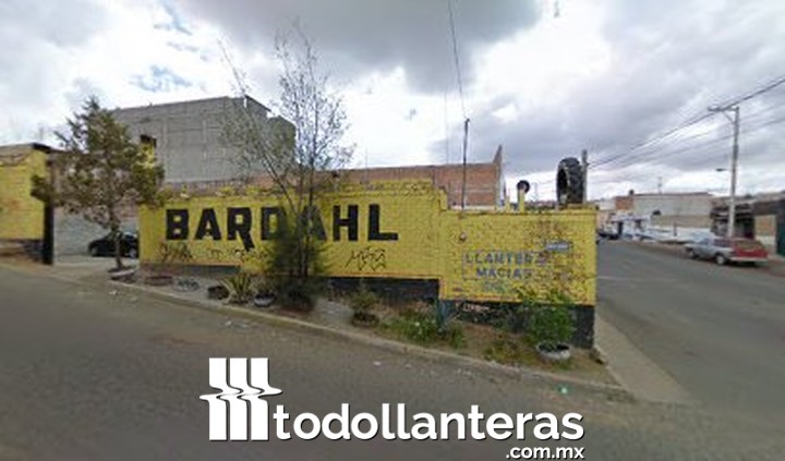 Lllantera Macias